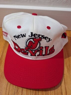 New Jersey Devils Hat 1990s